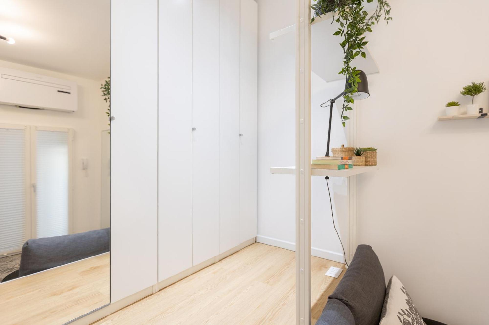 Tiny & Tidy Studio In The Key Area Of มิลาน ภายนอก รูปภาพ