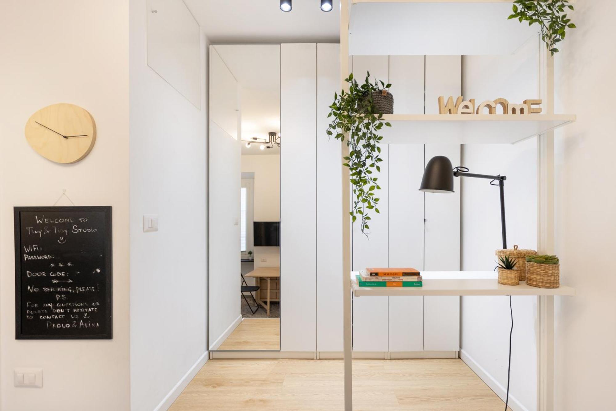 Tiny & Tidy Studio In The Key Area Of มิลาน ภายนอก รูปภาพ